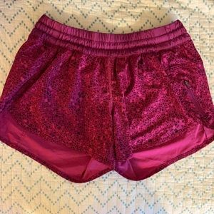 Lululemon Tracker Short 8